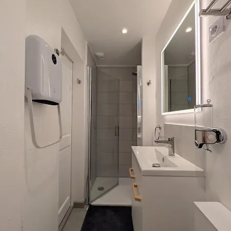 King, Salle De Bain Privative, Tok-tok * Ronchin