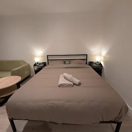 King, Salle De Bain Privative, Tok-tok Lägenhet Ronchin
